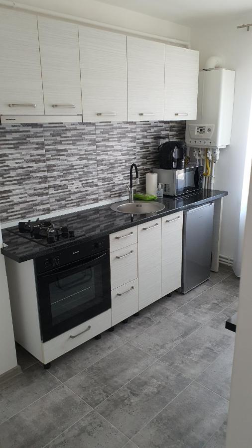דירות חונדוארה Fim Apartament מראה חיצוני תמונה